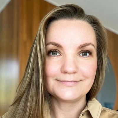 Portrait of Jeanna Klein